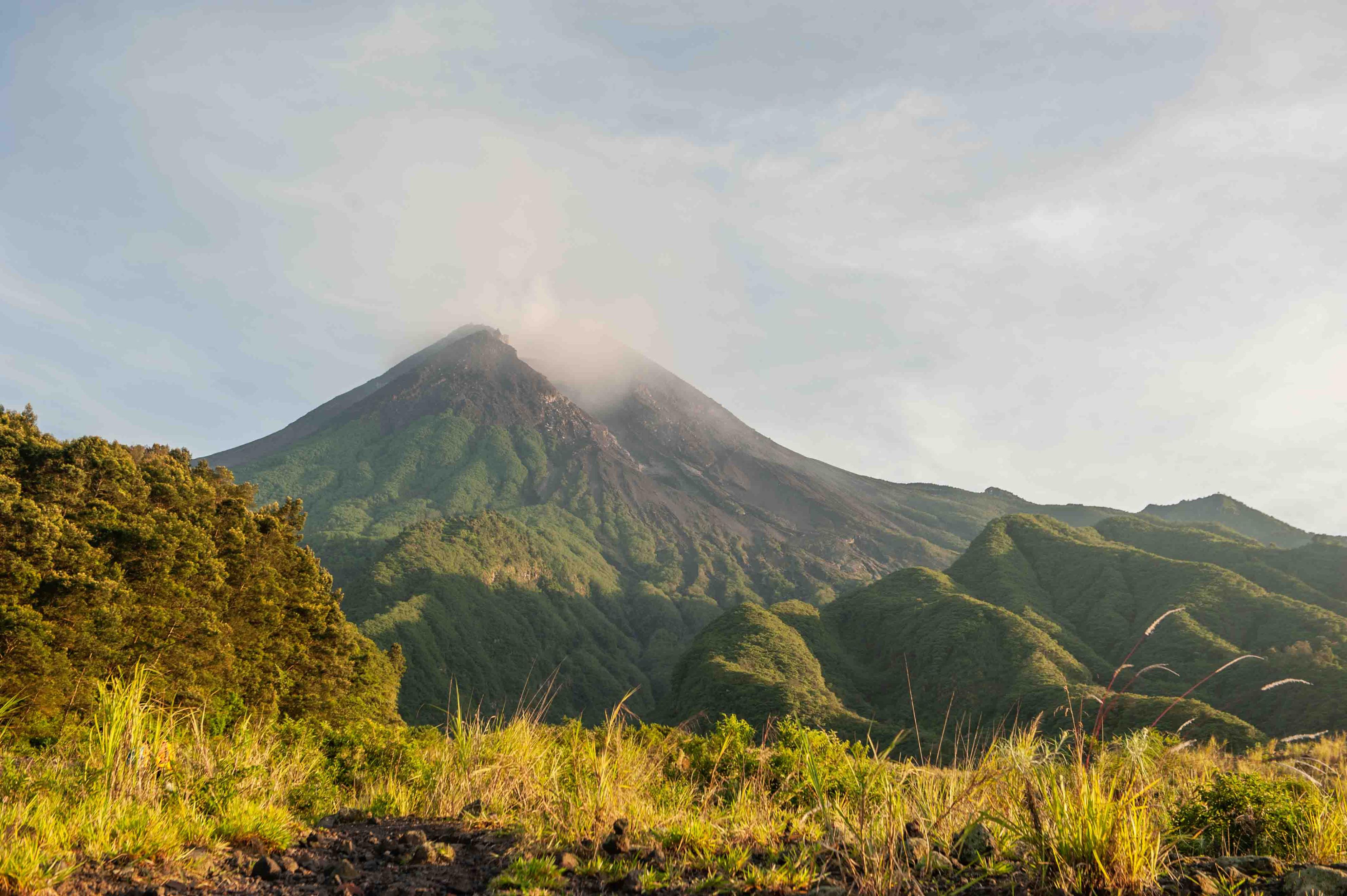 印尼火山最新动态，今日活动概况及其影响概述