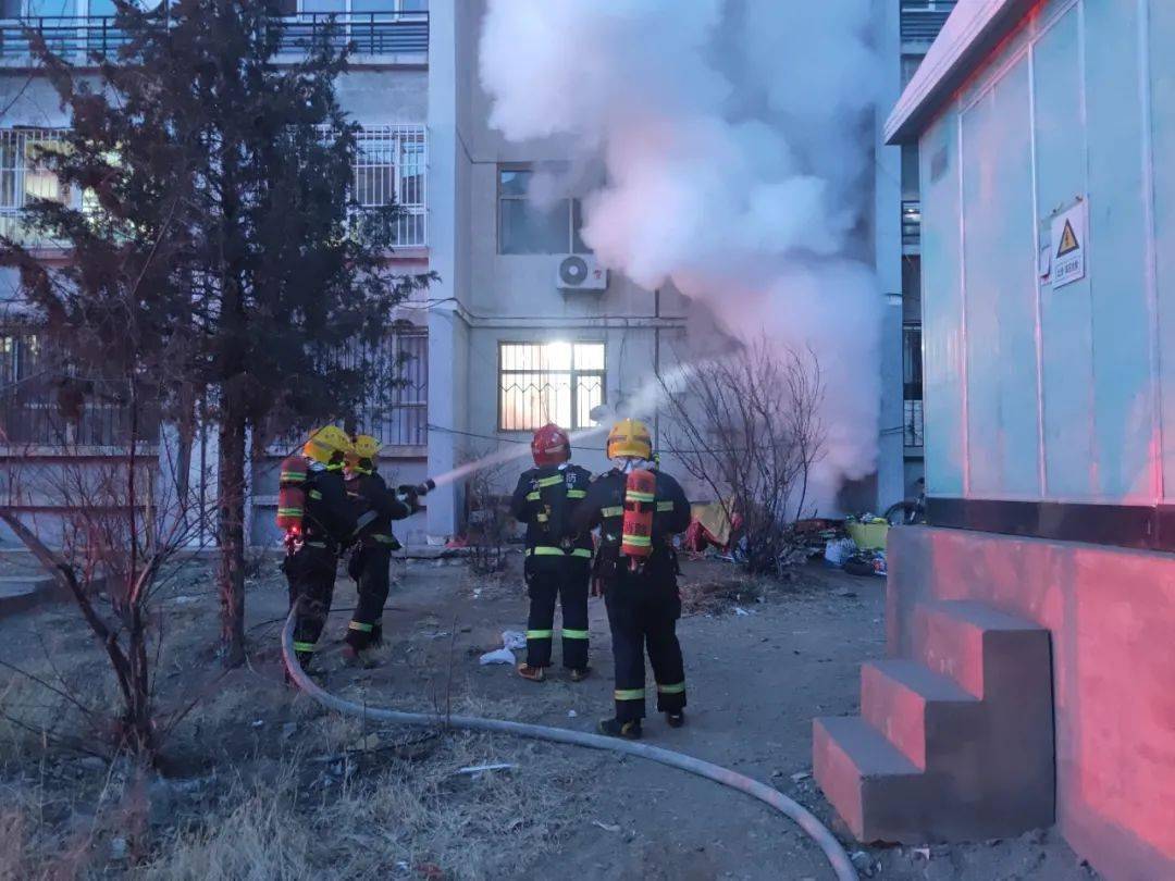 乌海火灾事件揭秘，原因调查与救援进展全面追踪